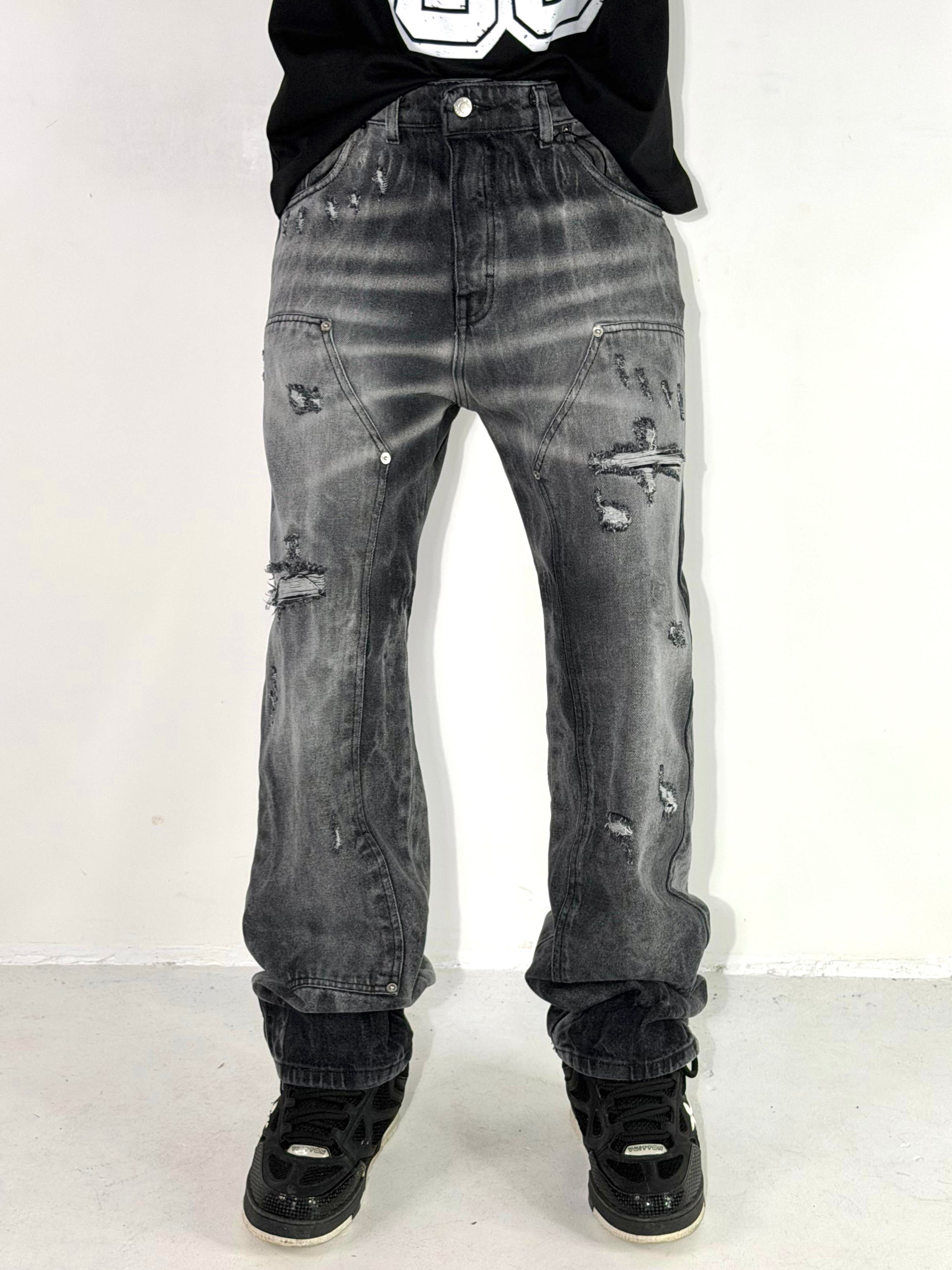 JEANS CARPENTER ON