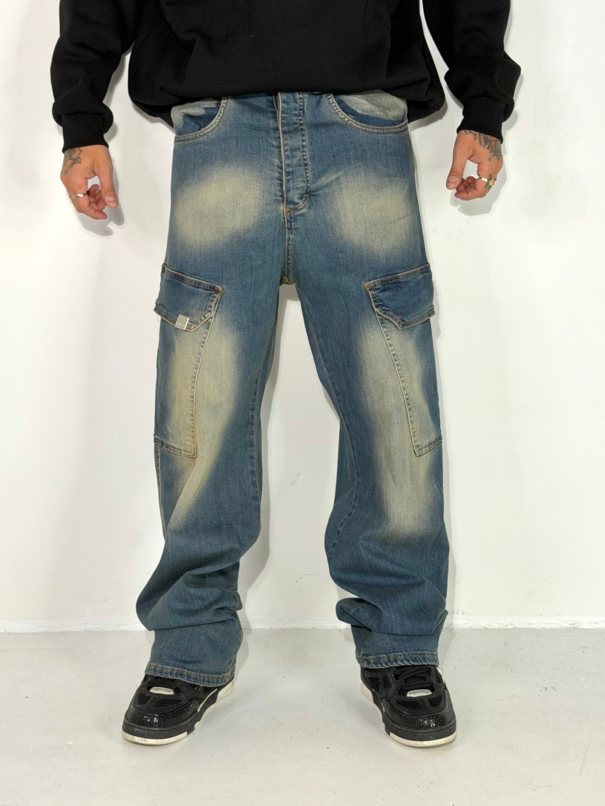 JEANS BUTISH TASCONI
