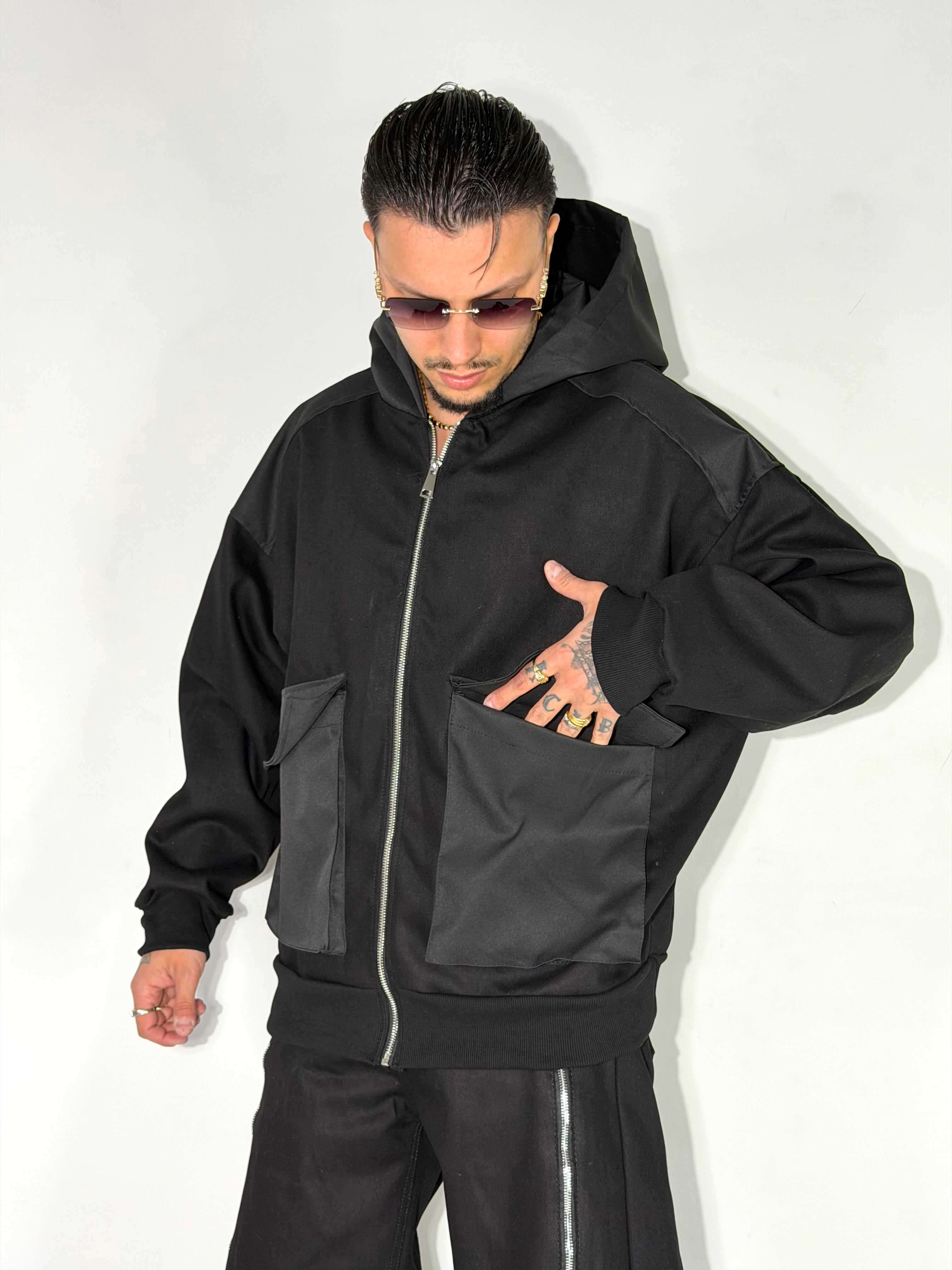 COORDINATO AMSTAFF