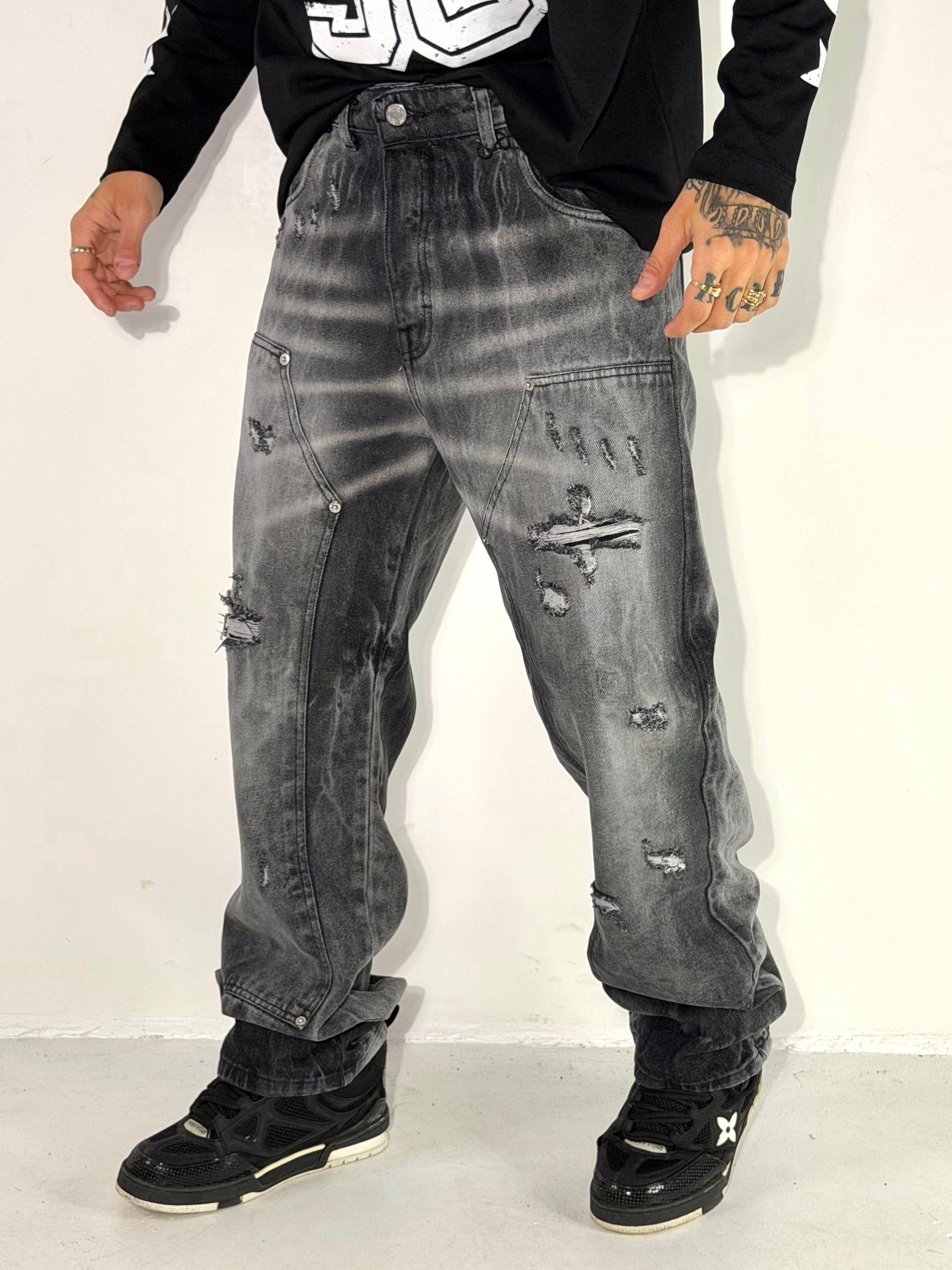 JEANS CARPENTER ON
